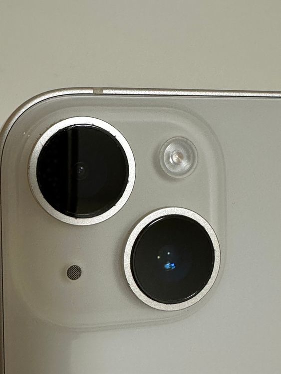 ���Хåƥ꡼88% SIM�ե꡼ iPhone14 128GB �������饤��