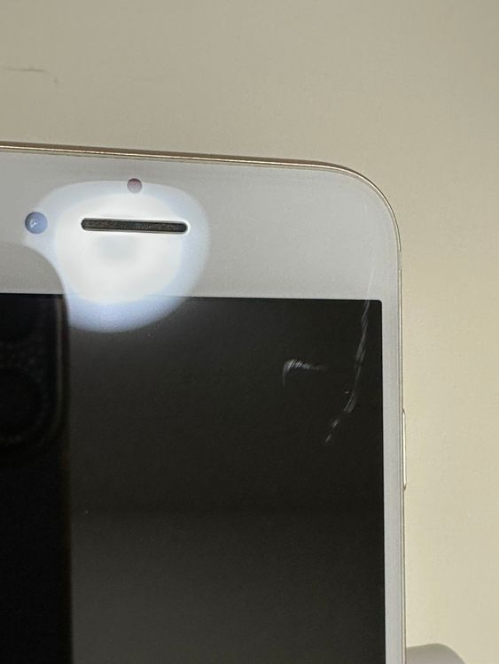 ���Хåƥ꡼88% SIM�ե꡼ iPhone7 32GB �������