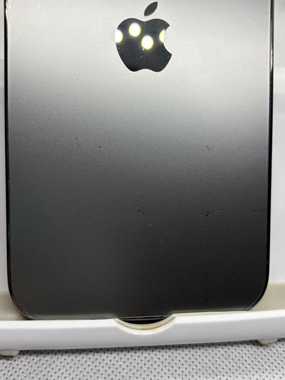 ���Хåƥ꡼83% SIM�ե꡼ iPhone12Pro 512GB ����ե�����