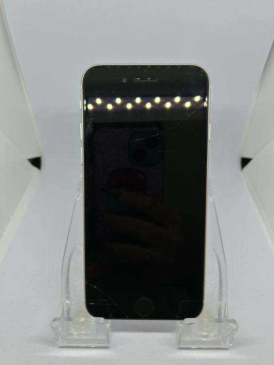 ��SIM�ե꡼ iPhoneSE��3����  128GB �������饤�� �Хåƥ꡼83%