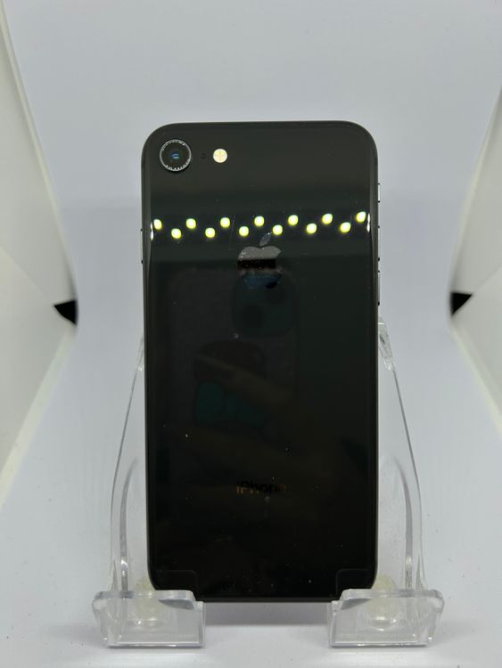 ��SIM�ե꡼ iPhone8  64GB ���ڡ������쥤