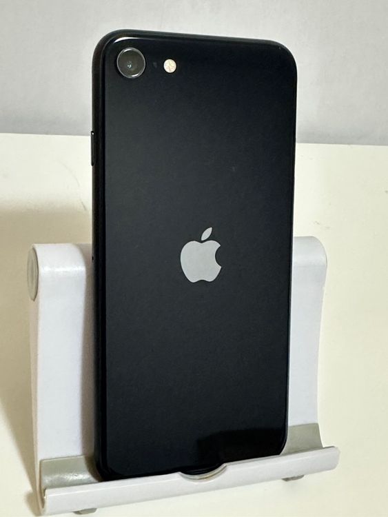 ���Хåƥ꡼80% SIM�ե꡼ iPhoneSE ��3���� 64GB �ߥåɥʥ���