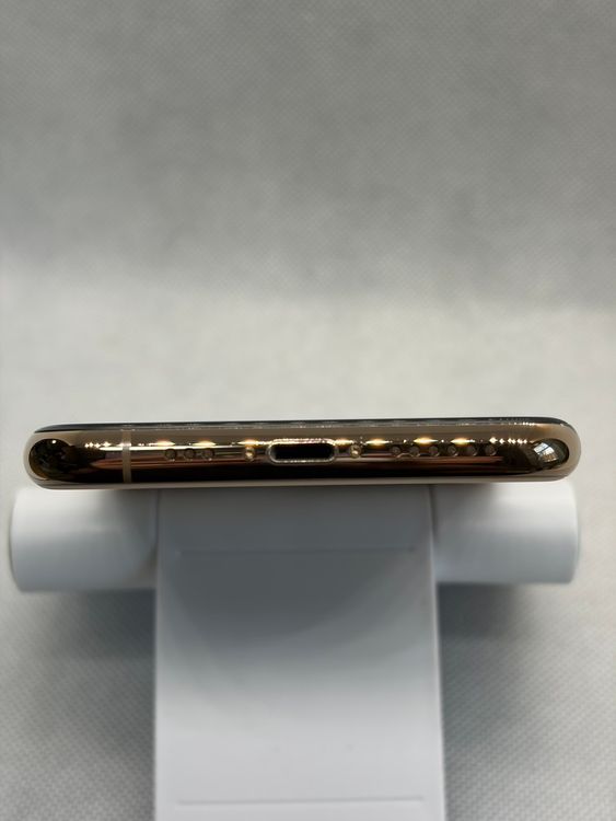 ���Хåƥ꡼93% SIM�ե꡼ iPhone11Pro 512GB �������