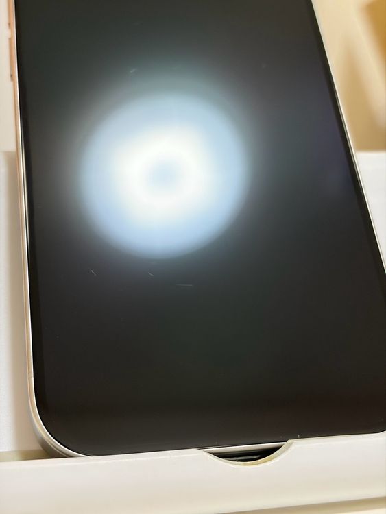 ���Хåƥ꡼86% SIM�ե꡼ iPhone15Pro 512GB �ۥ磻�ȥ����˥���
