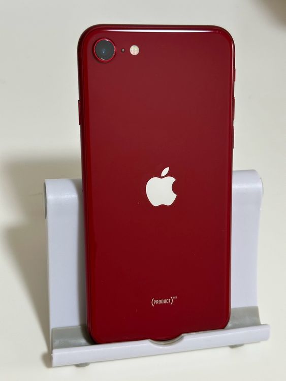 ���Хåƥ꡼81% SIM�ե꡼ iPhoneSE ��2���� 64GB ��å�