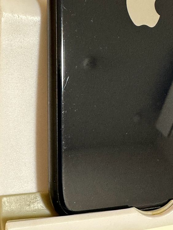 ���Хåƥ꡼84% SIM�ե꡼ iPhoneSE ��3���� 64GB �ߥåɥʥ���