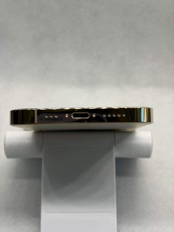 ���Хåƥ꡼100% Ķ���� SIM�ե꡼ iPhone13Pro 256GB �������