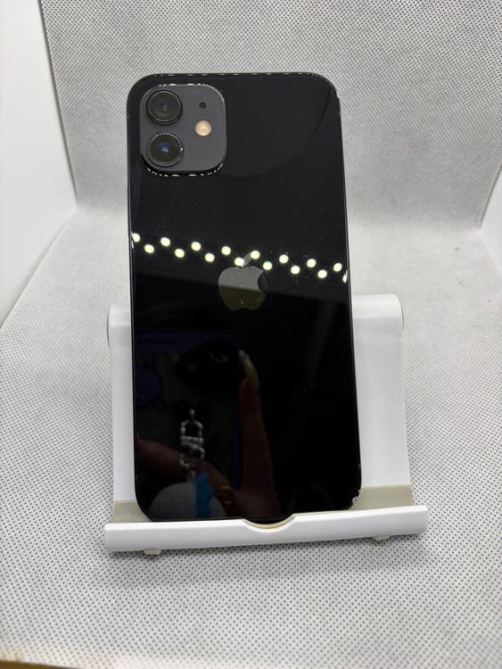 ���ϥԥͥ��ͥå� SIM�ե꡼ iPhone12 64GB �֥�å� �Хåƥ꡼82%