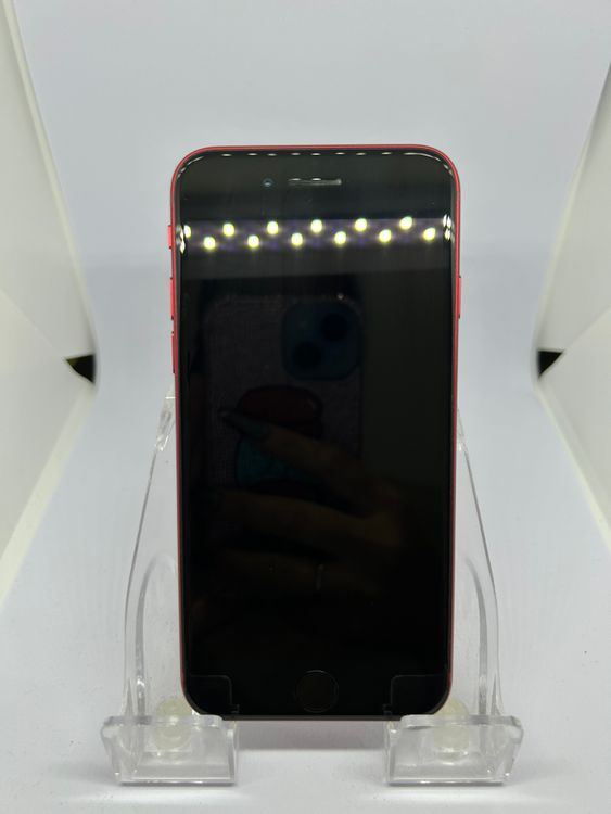 ��SIM�ե꡼ iPhoneSE��3����  64GB ��å�