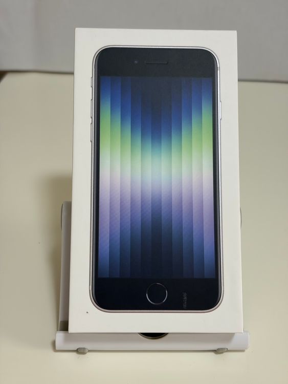 ������̤���� SIM�ե꡼ iPhoneSE ��3���� 128GB �������饤��