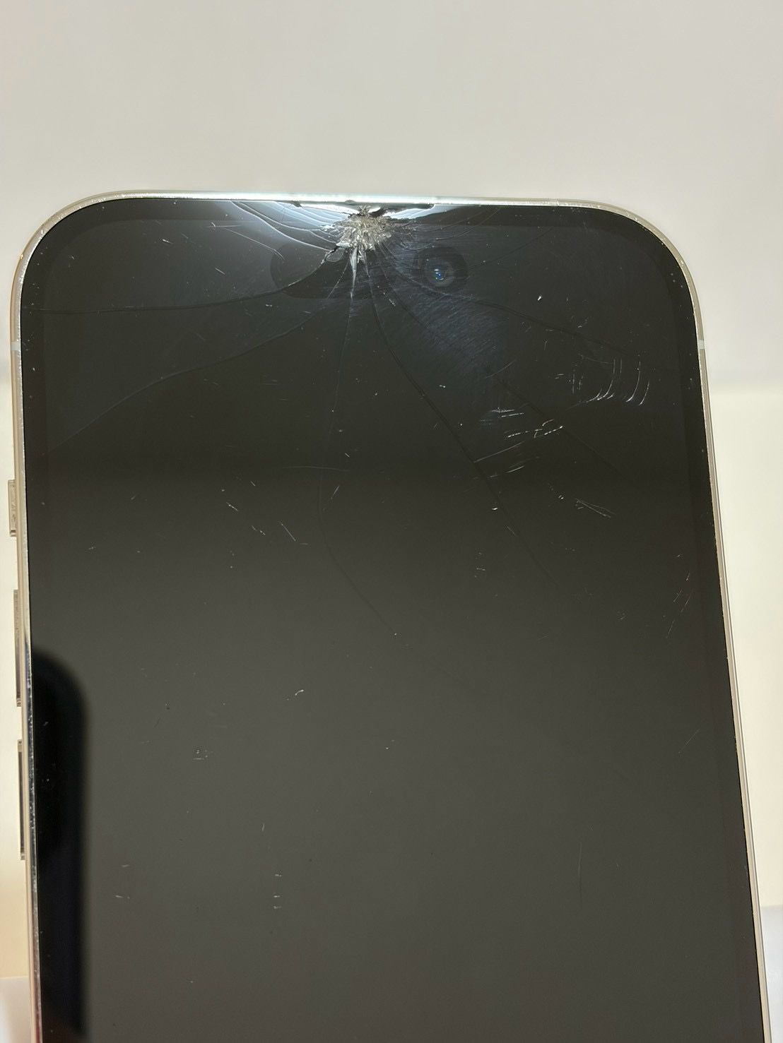 ムスビー｜○バッテリー84% SIMフリー iPhone14Pro 128GB シルバー