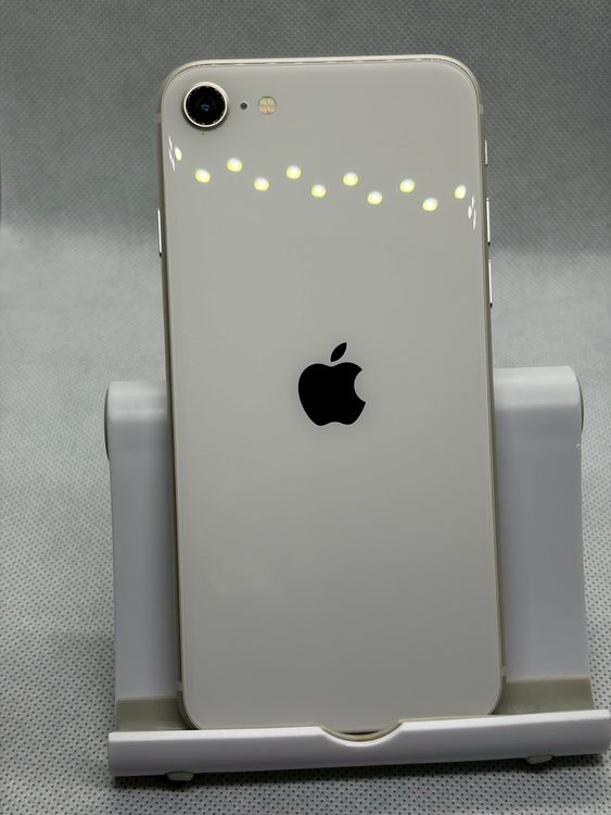 ��Ķ���� SIM�ե꡼ iPhoneSE ��3���� 64GB �������饤�� �Хåƥ꡼82%