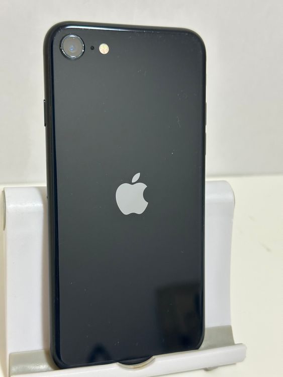 ��SIM�ե꡼ iPhoneSE ��3���� 128GB �ߥåɥʥ���
