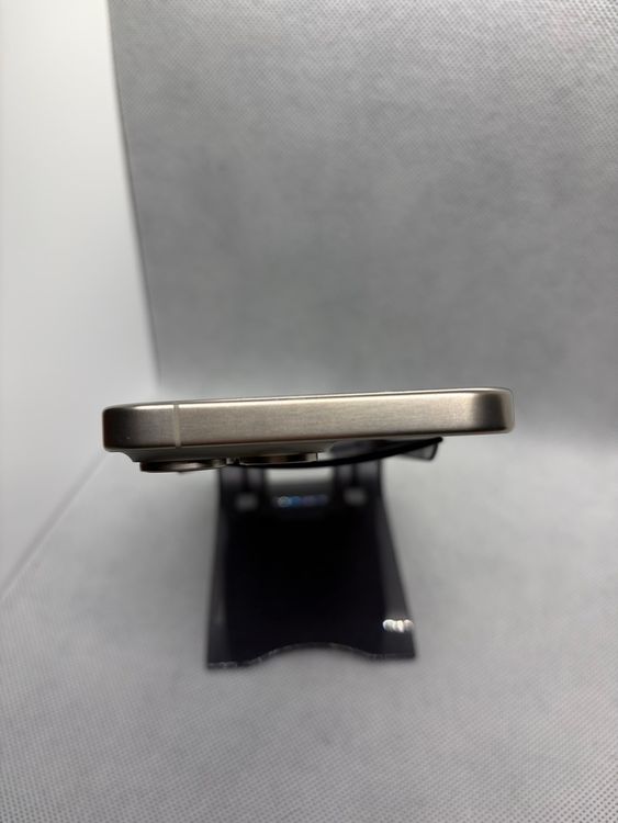 ��SIM�ե꡼ iPhone15ProMax 512GB �ʥ���������˥��� �Хåƥ꡼89%