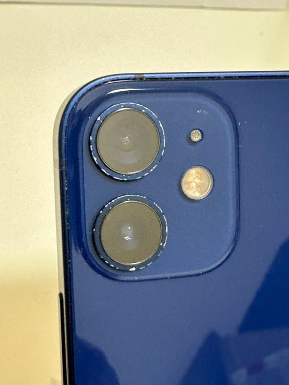 ���Хåƥ꡼83% SIM�ե꡼ iPhone12mini 64GB �֥롼