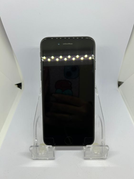 ��SIM�ե꡼ iPhoneSE ��2���� 64GB �֥�å�