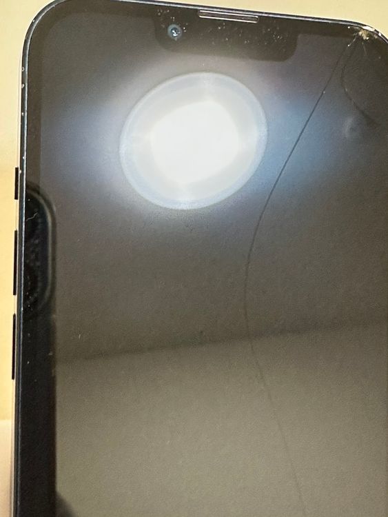 ���Хåƥ꡼80% SIM�ե꡼ iPhone13 128GB �ߥåɥʥ���