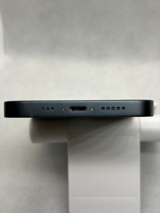 ���Хåƥ꡼85% ���� SIM�ե꡼ iPhone14 128GB �ߥåɥʥ���