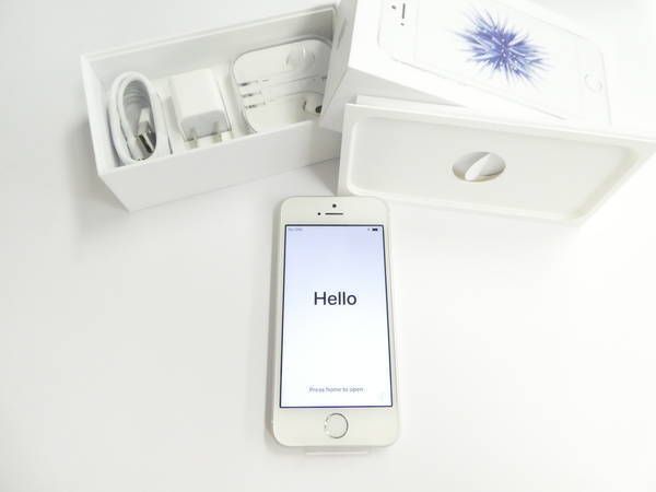 ムスビー｜○激安ハピネス 新品未使用 アップルストア購入品 iPhoneSE  