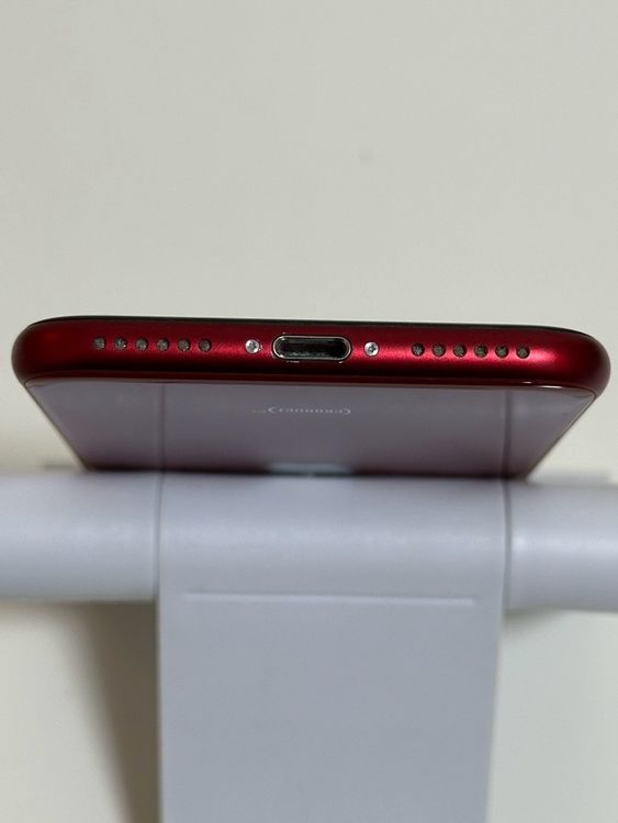 ���Хåƥ꡼86% SIM�ե꡼ iPhoneSE ��3���� 64GB ��å�