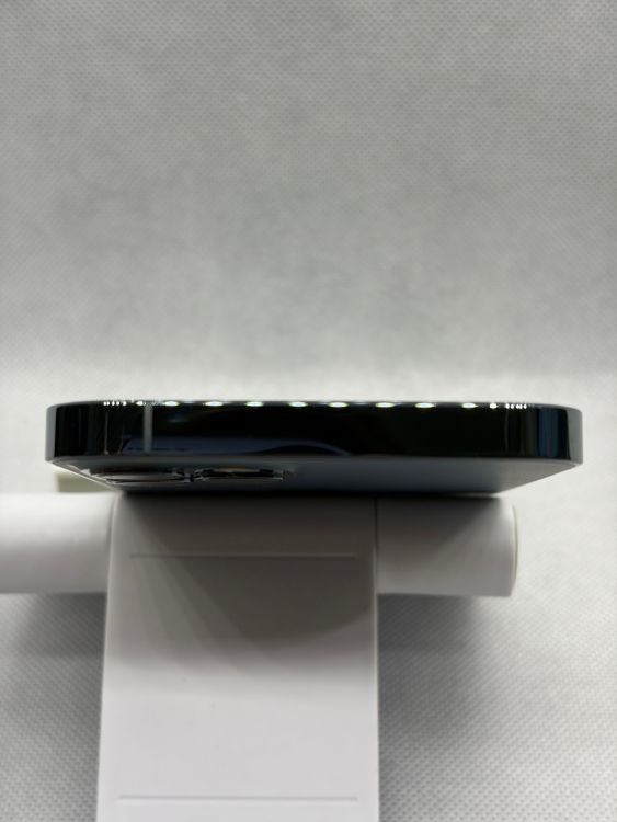 ��SIM�ե꡼ iPhone12Pro 128GB �֥롼 �Хåƥ꡼81%