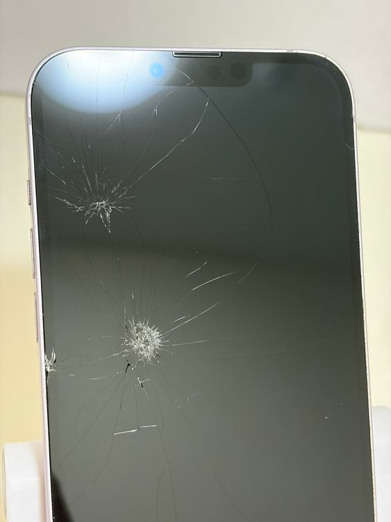 ���Хåƥ꡼87% SIM�ե꡼ iPhone14Plus 256GB �ѡ��ץ�