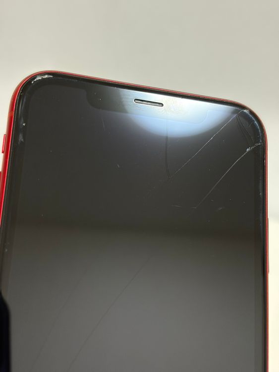 ���Хåƥ꡼86% SIM�ե꡼ iPhoneXR 64GB ��å�