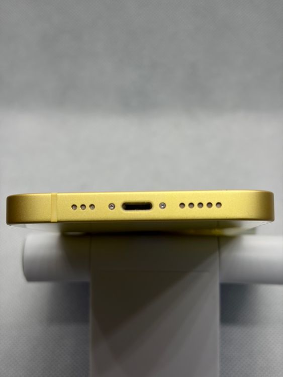 ������ SIM�ե꡼ iPhone14 128GB �������� �Хåƥ꡼81%