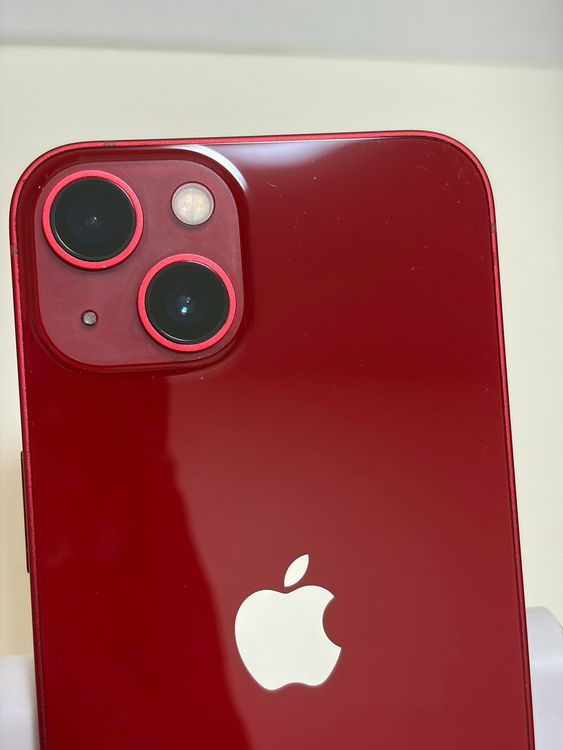 ���Хåƥ꡼82% SIM�ե꡼ iPhone13 128GB ��å�