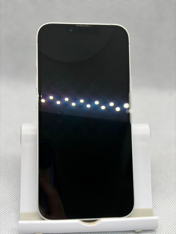 ���Хåƥ꡼90% SIM�ե꡼ iPhone16e 128GB �ۥ磻��