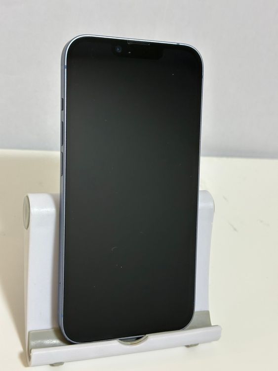 ���Хåƥ꡼96% SIM�ե꡼ iPhone14 128GB �֥롼