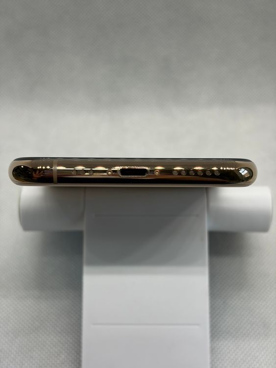 ���Хåƥ꡼89% SIM�ե꡼ iPhone11Pro 64GB �������