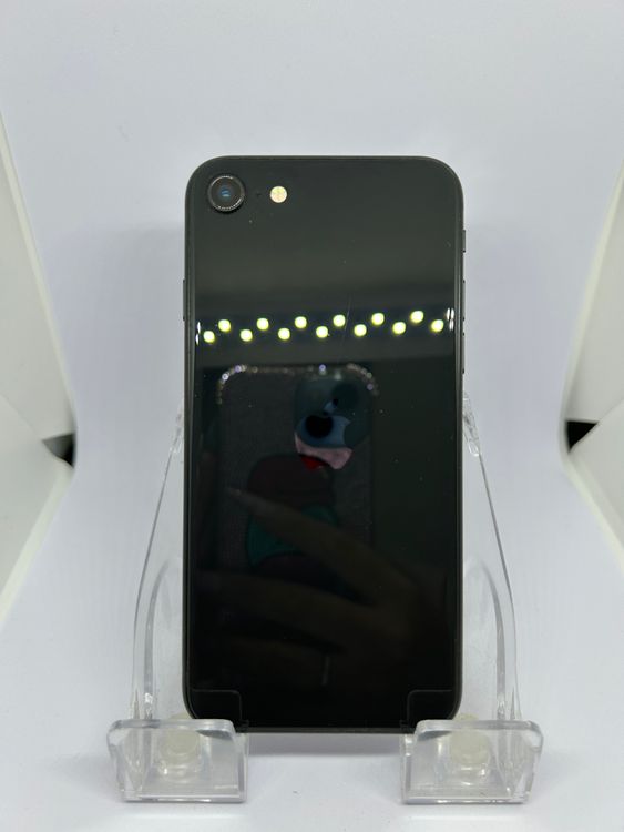 ��SIM�ե꡼ iPhoneSE��2����  64GB �֥�å� �Хåƥ꡼72%