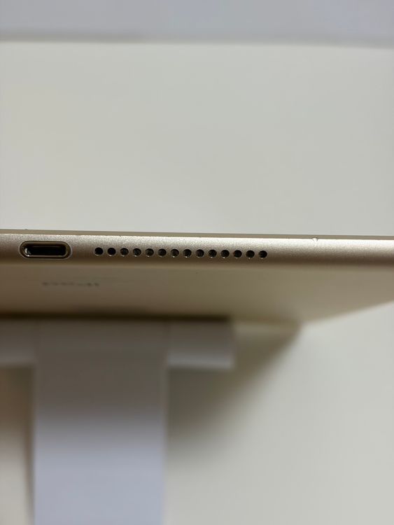 ��iPad Air 2 16GB ������� docomo