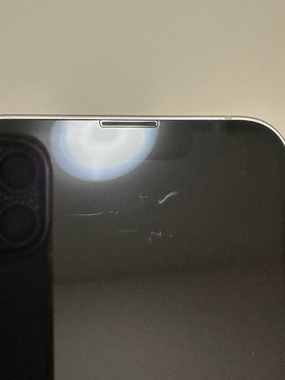 ���Хåƥ꡼84% SIM�ե꡼ iPhone13 256GB �������饤��