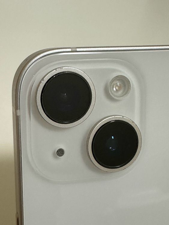 ���Хåƥ꡼82% SIM�ե꡼ iPhone14 128GB �������饤��