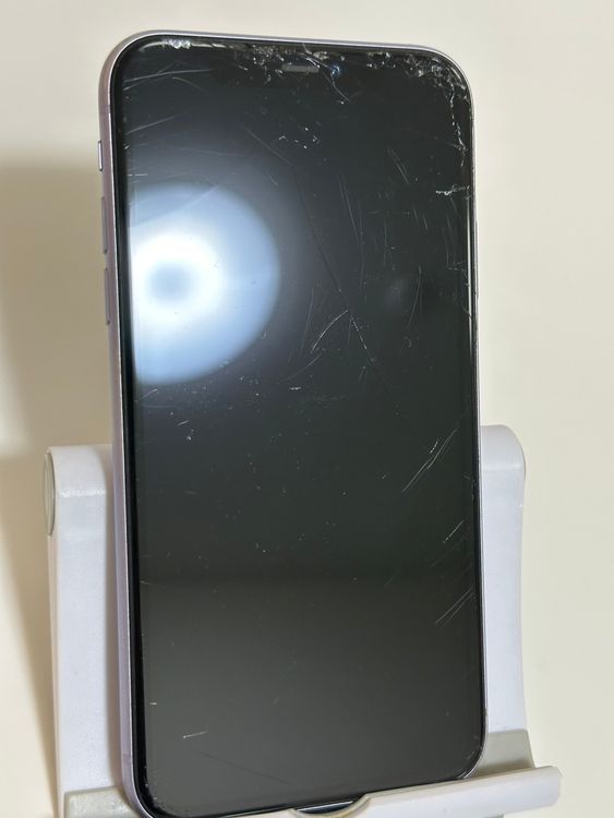 ��SIM�ե꡼ iPhone11 64GB �ѡ��ץ�