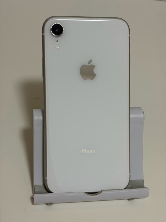 ���Хåƥ꡼80% Ķ���� SIM�ե꡼ iPhoneXR 128GB �ۥ磻��