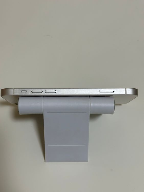��SIM�ե꡼ iPhone12 128GB �ۥ磻��