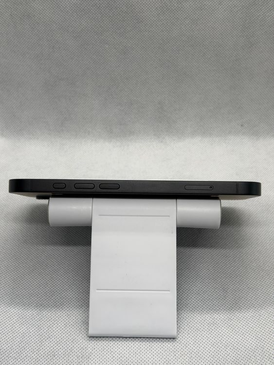 ������Ʊ�� SIM�ե꡼ iPhone16e 128GB �֥�å�