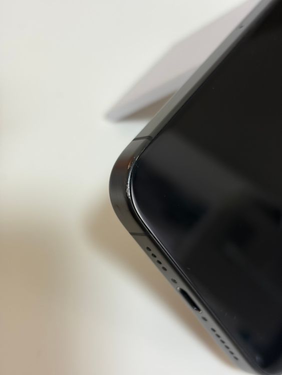 ���Хåƥ꡼85% SIM�ե꡼ iPhone15ProMax 256GB �֥�å������˥���
