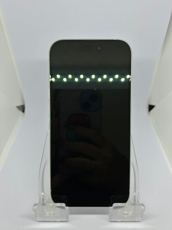 ��̤������ SIM�ե꡼ iPhone15  128GB ���꡼�� �Хåƥ꡼100%