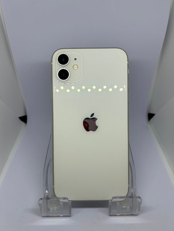 ��SIM�ե꡼ iPhone11  64GB �ۥ磻��