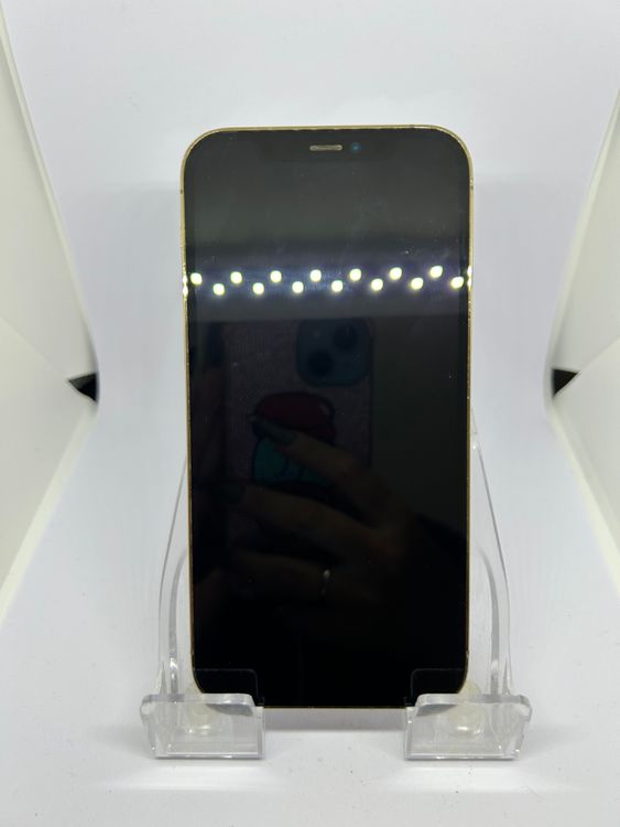 ��SIM�ե꡼ iPhone12Pro  256GB ������� �Хåƥ꡼72%
