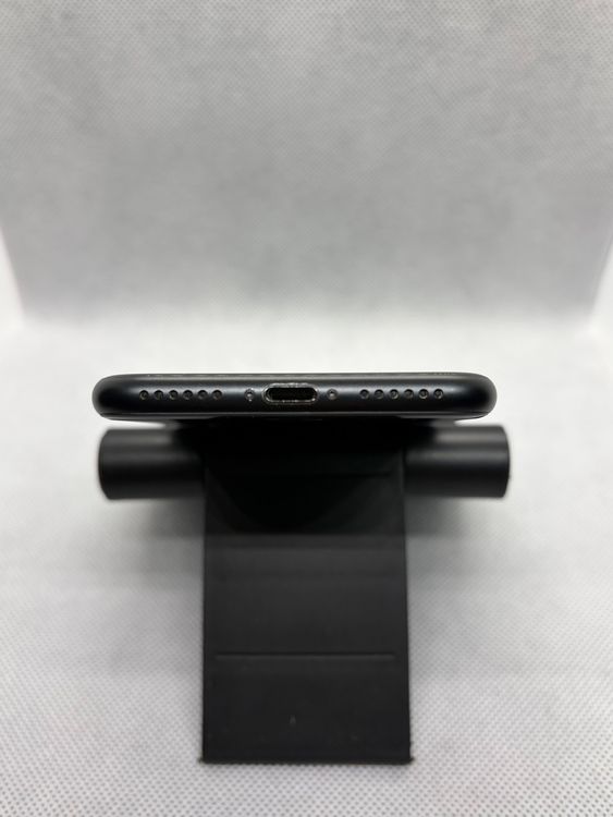 ���ϥԥͥ��ͥå� SIM�ե꡼ iPhoneSE ��2���� 128GB �֥�å�