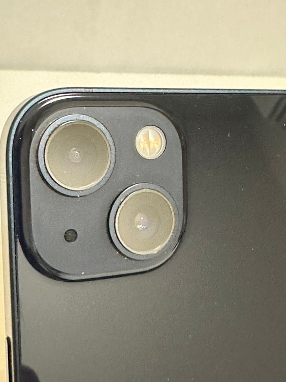 ���Хåƥ꡼83% SIM�ե꡼ iPhone13 128GB �ߥåɥʥ���