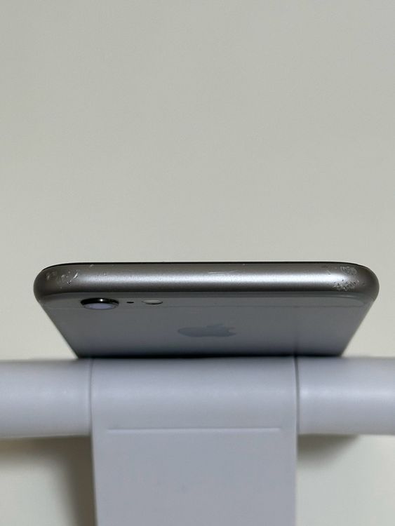 ��SIM�ե꡼ iPhone6s 64GB ����С�