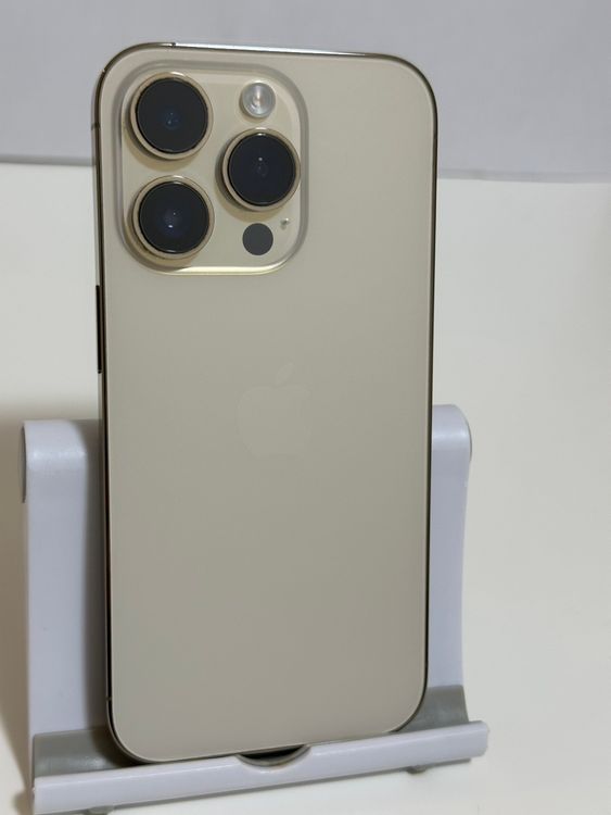���Хåƥ꡼83% SIM�ե꡼ iPhone14Pro 256GB �������
