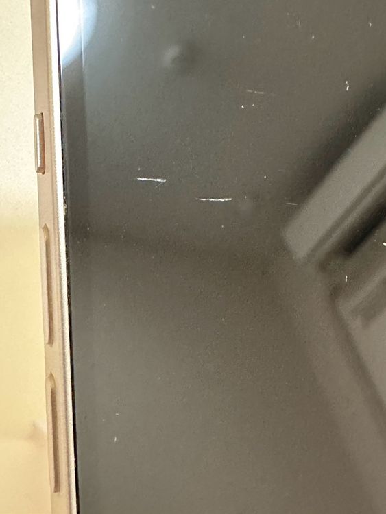 ���Хåƥ꡼85% SIM�ե꡼ iPhone13 128GB �������饤��