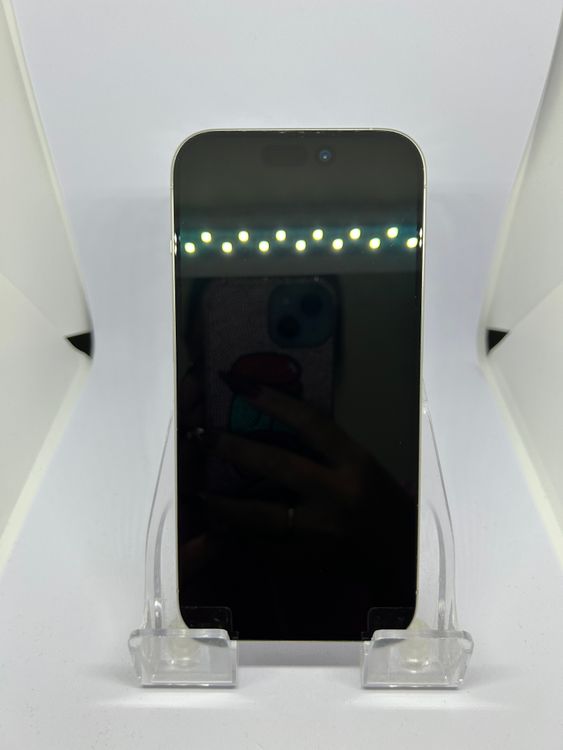 ��SIM�ե꡼ iPhone15Pro  128GB �ۥ磻�ȥ����˥���